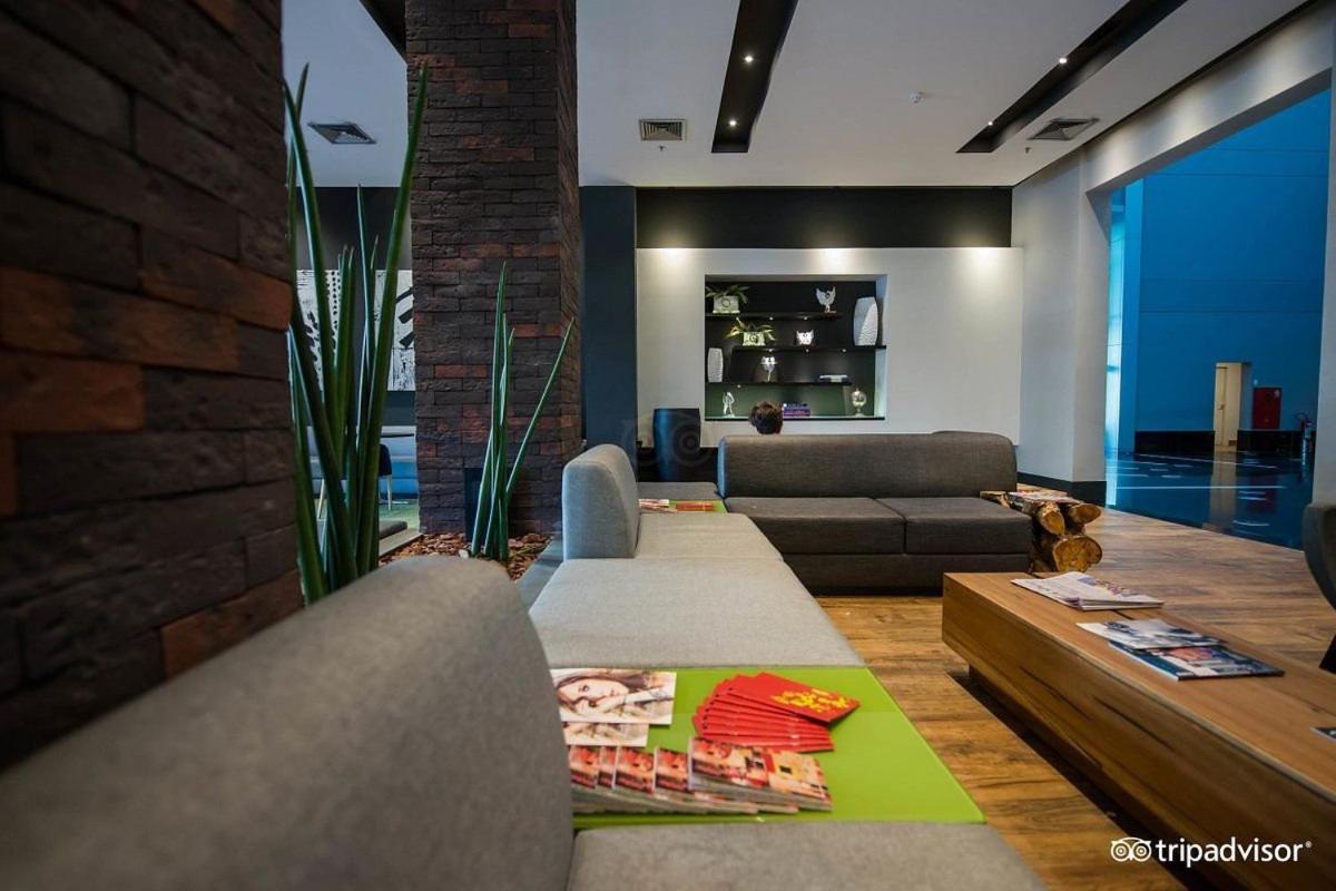 Hotel Internacional Ibirapuera 2534 Proximo Metro São Paulo Exteriör bild
